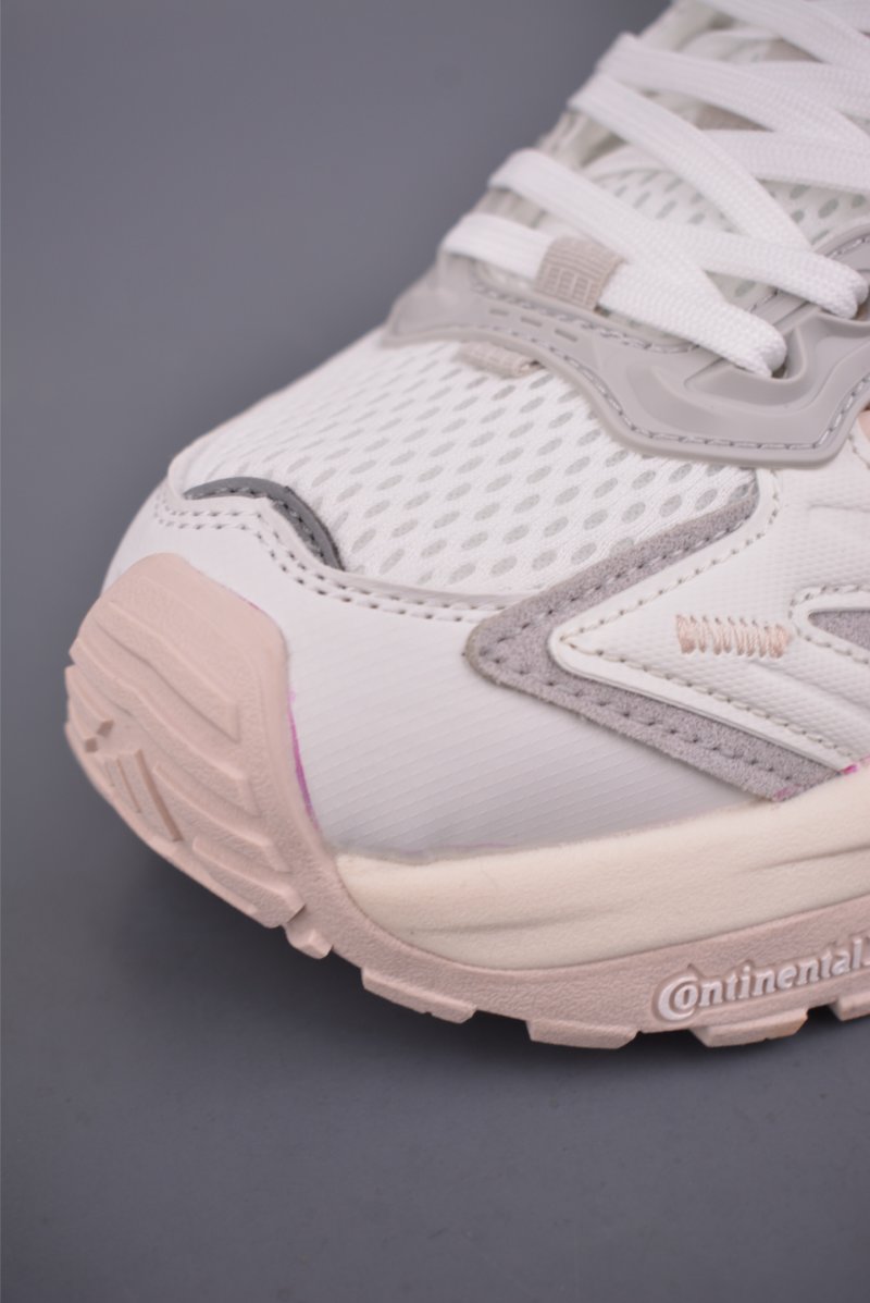 Adidas XLG Storm Edge view