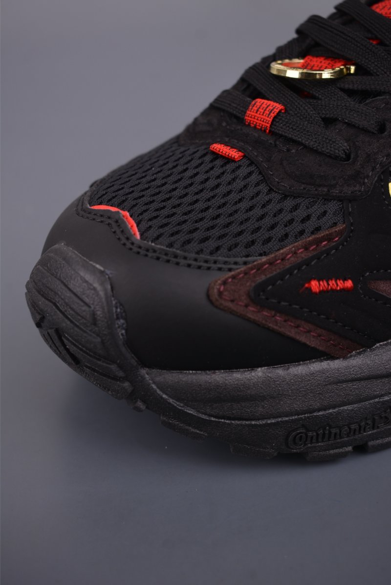 Adidas XLG Storm Edge view