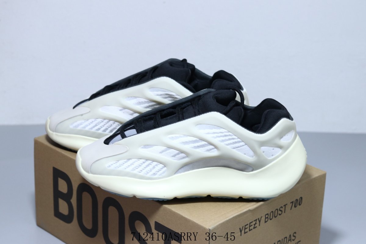 Adidas Yeezy 700 V3 'White / Grey' view