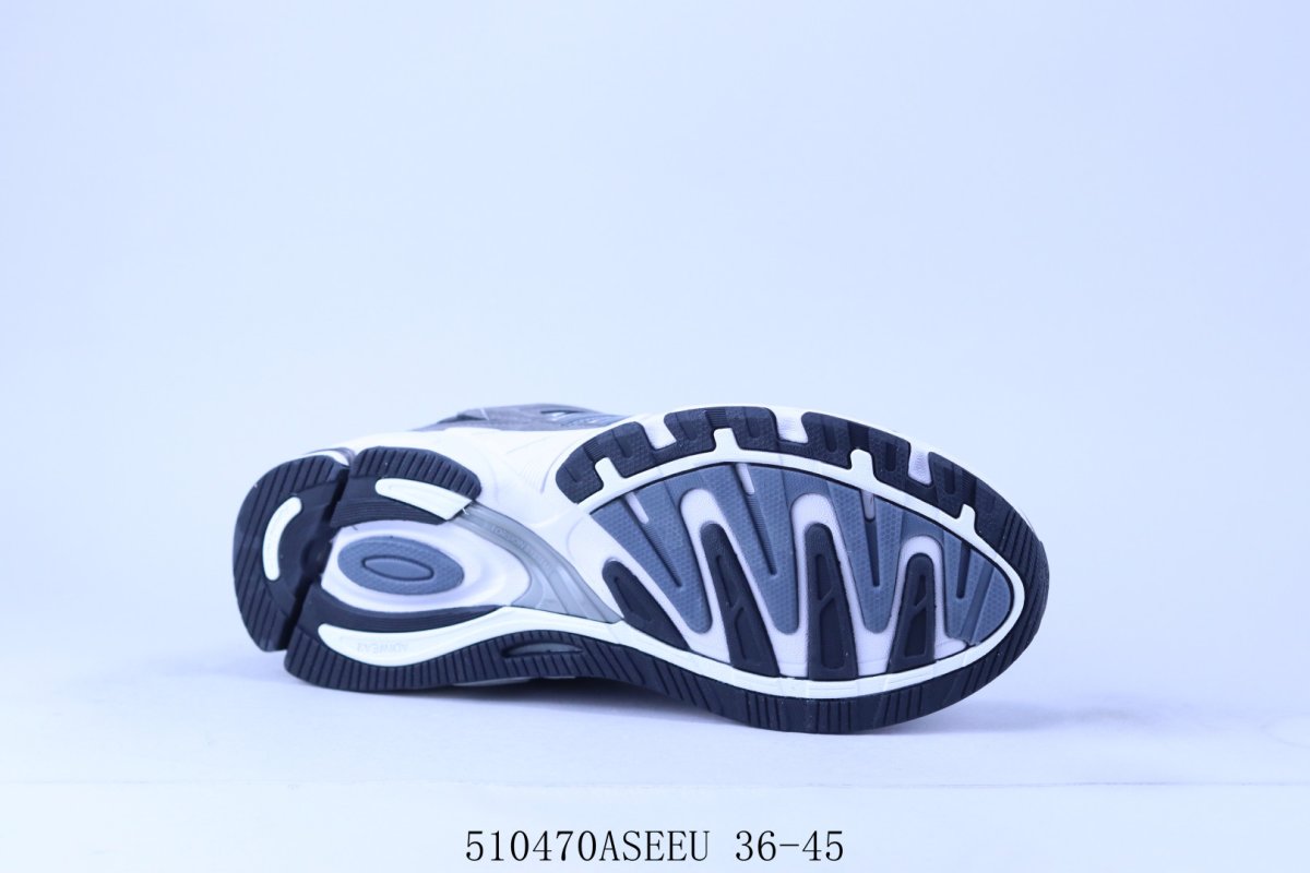 Bad Bunny Adidas Response CL 'Yellow' view