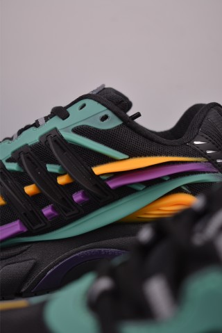 Pharrell x Adidas Adistar Jellyfish 'Gold' view 26