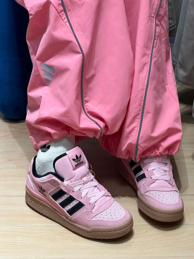 Adidas Forum Exhibit Low view