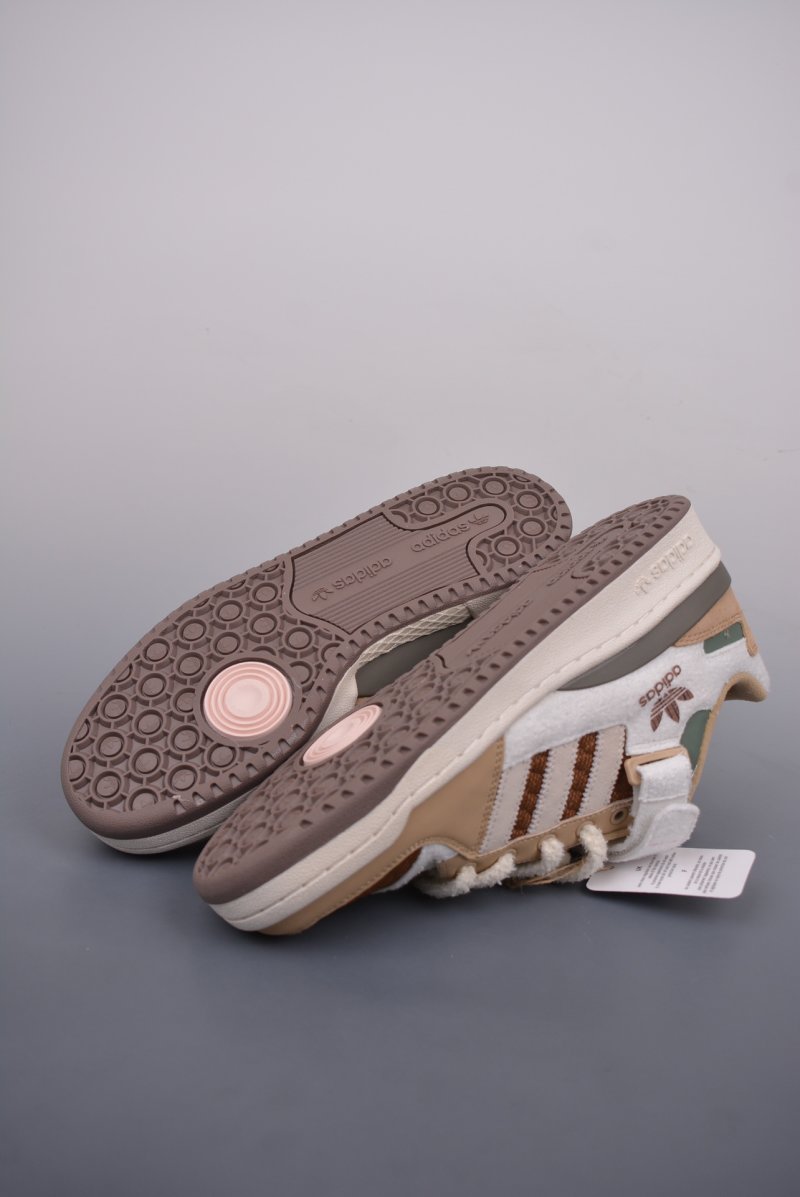 Adidas Forum 84 Low ACE view