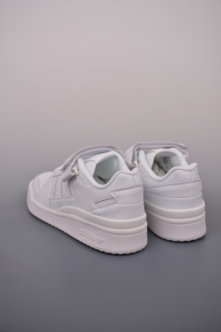 Adidas Forum Low CL view 2