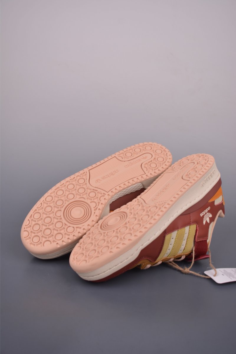 Adidas Forum Low view
