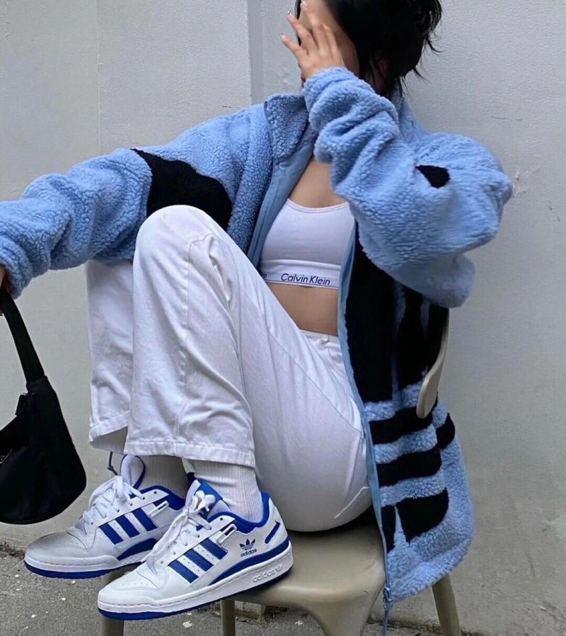 Adidas Forum Low view