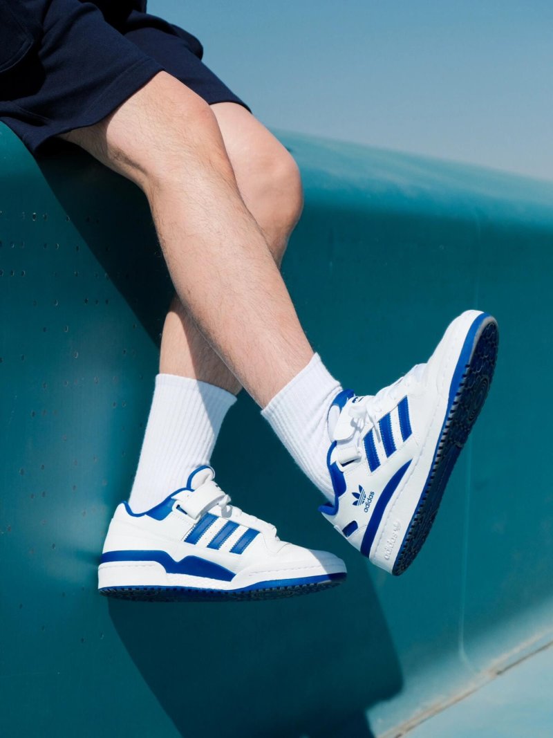 Adidas Forum Low view