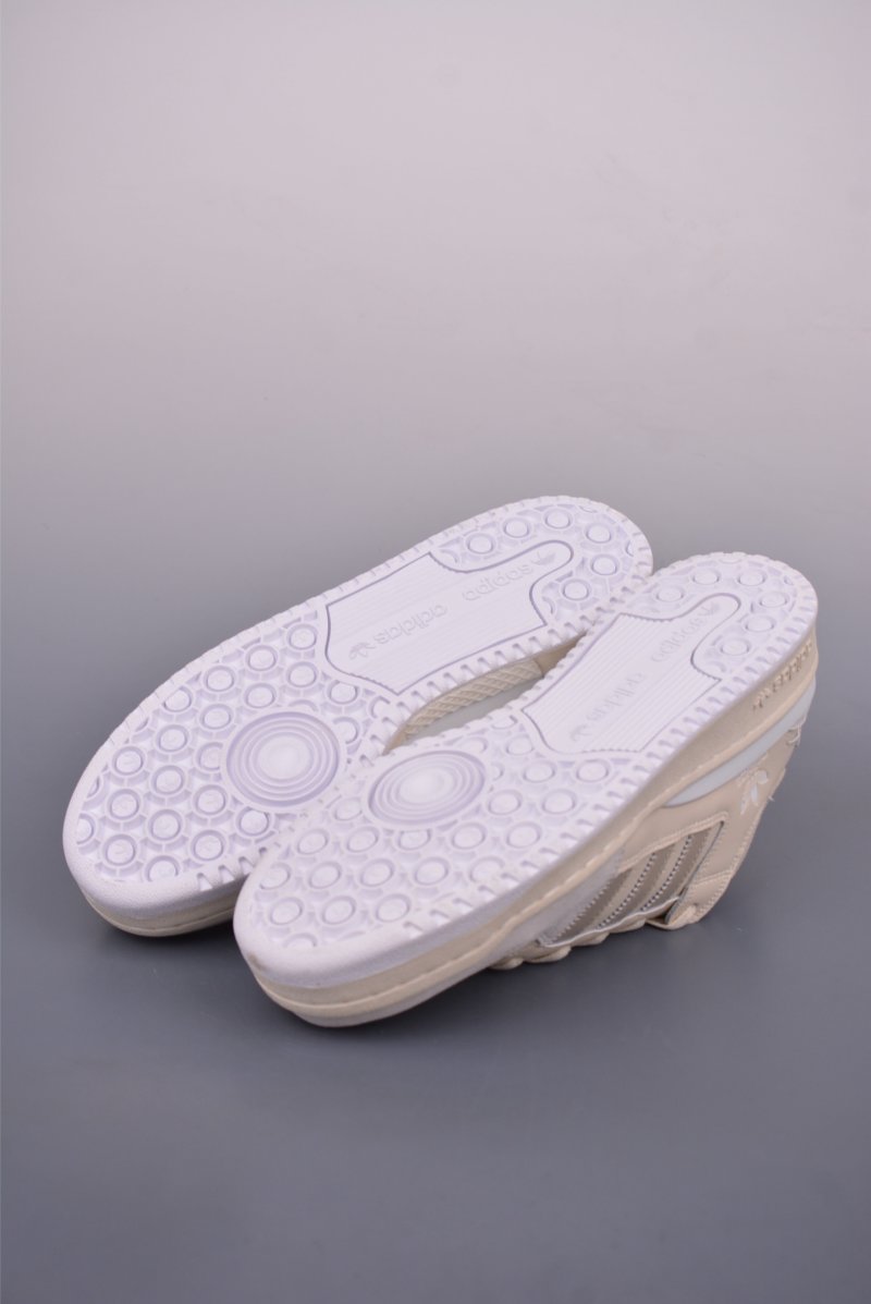 Adidas Forum Low view