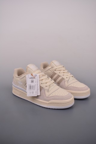 Adidas Forum Low view 1