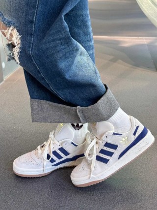 Adidas Forum Low view 3