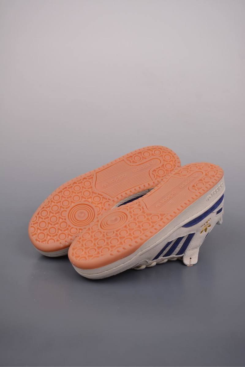 Adidas Forum Low view