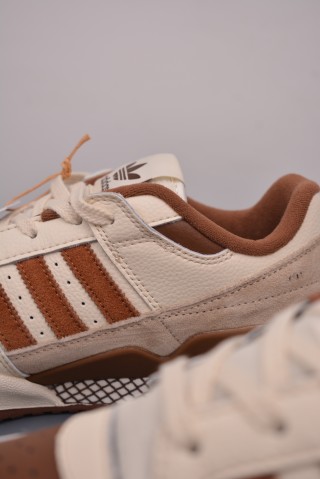 Adidas Forum Low view 8