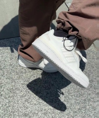 Adidas Forum Low view 2