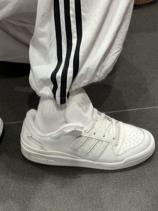 Adidas Forum Low view 6