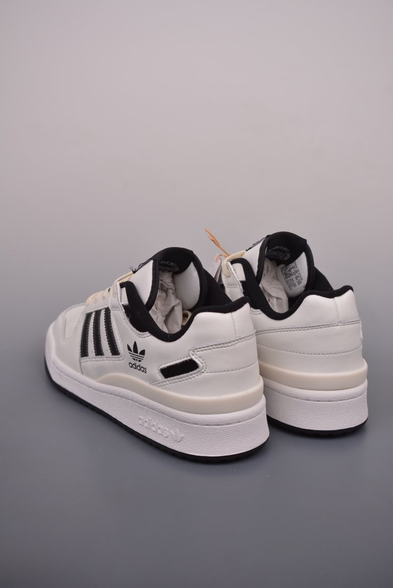 Adidas Forum Low view