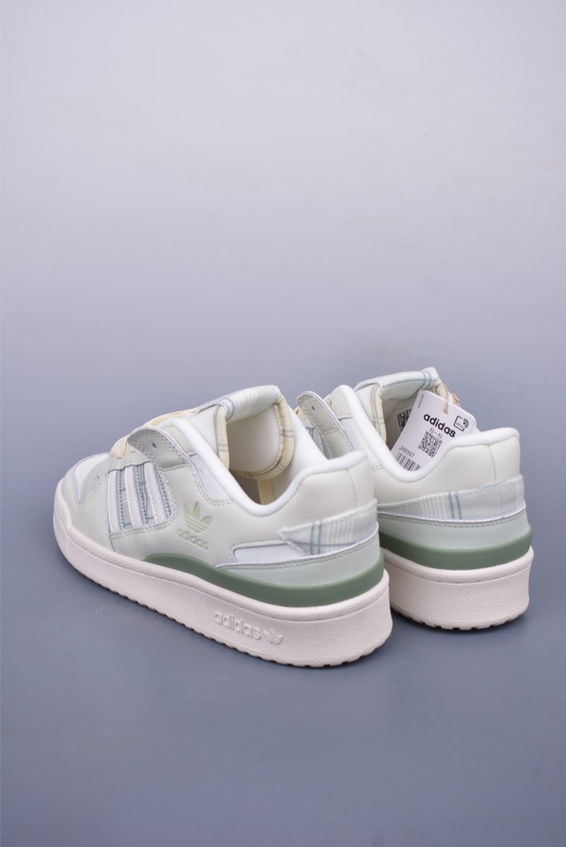 Adidas Forum Low view