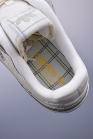 Adidas Forum Low view 9