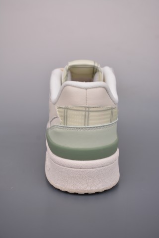 Adidas Forum Low view 4