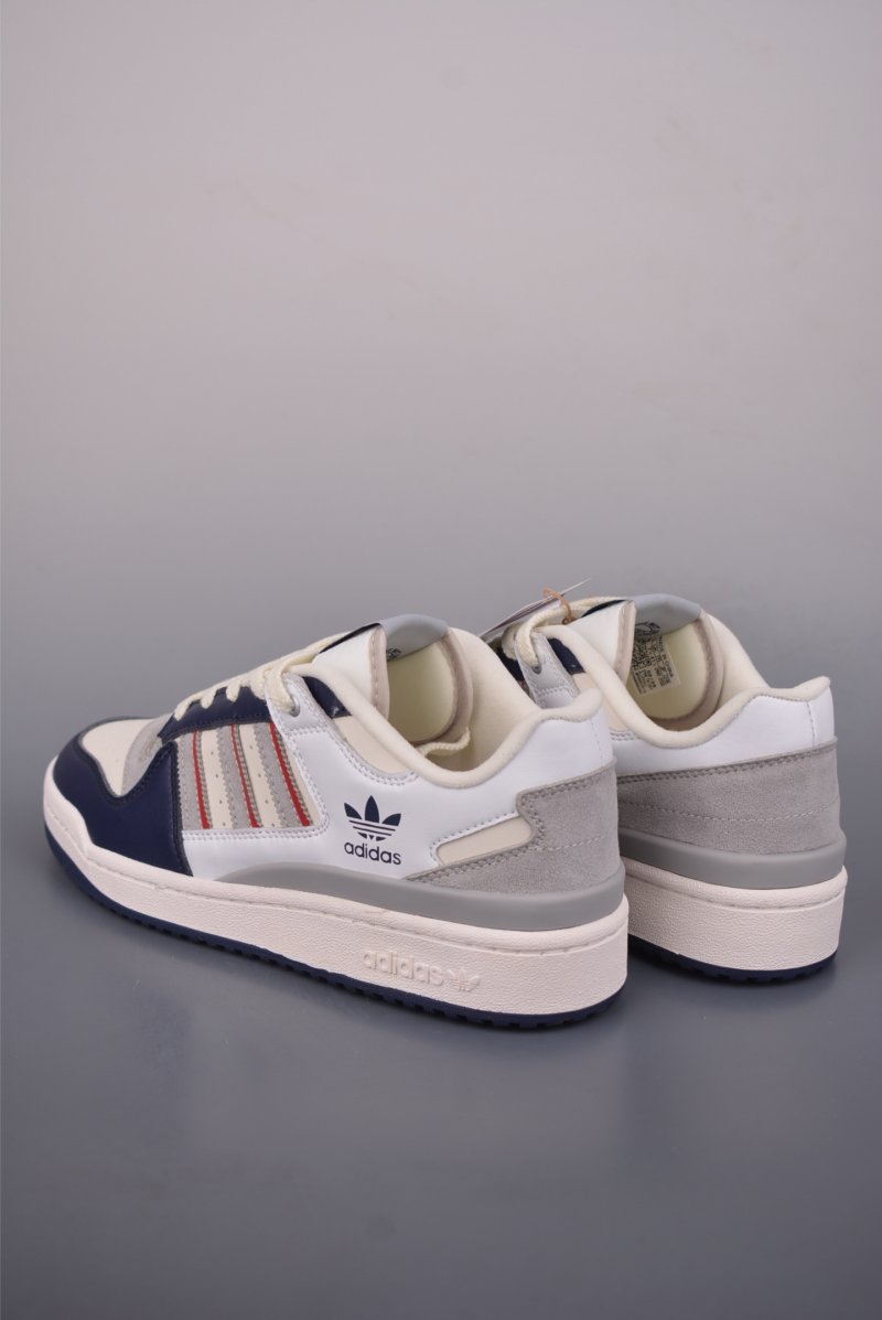 Adidas Forum Low view