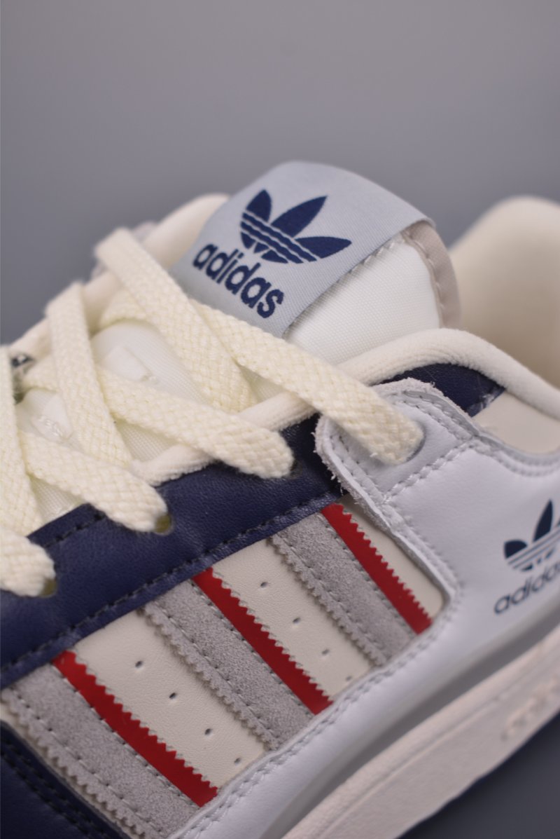 Adidas Forum Low view