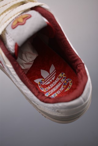 Adidas Forum Low view 9