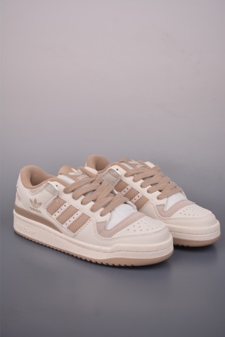 Adidas Forum Low view 1