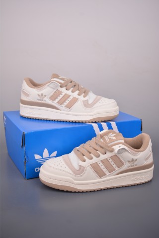 Adidas Forum Low view 5