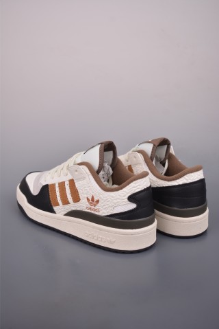Adidas Forum Low view 2