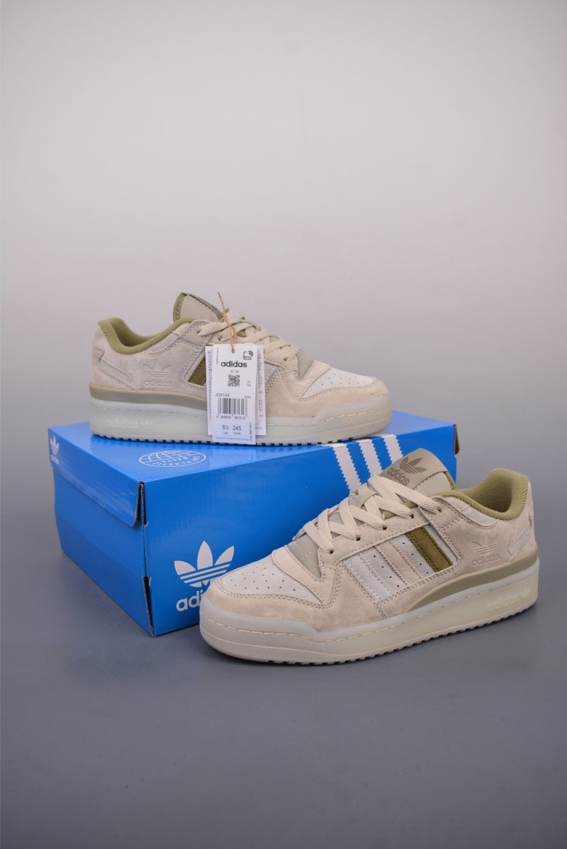 Adidas Forum Low view