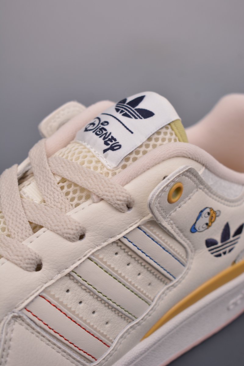Adidas Forum Low view