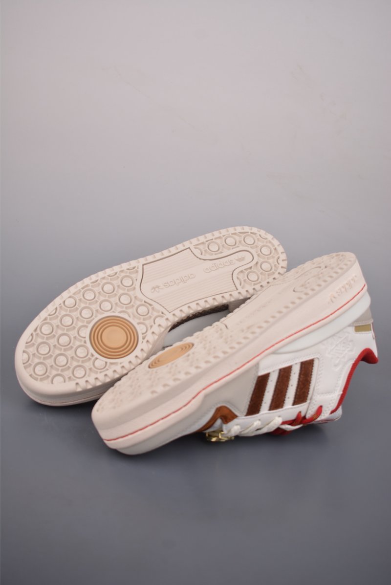 Adidas Forum Low view