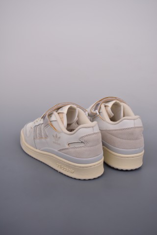 Adidas Forum 84 Low view 2