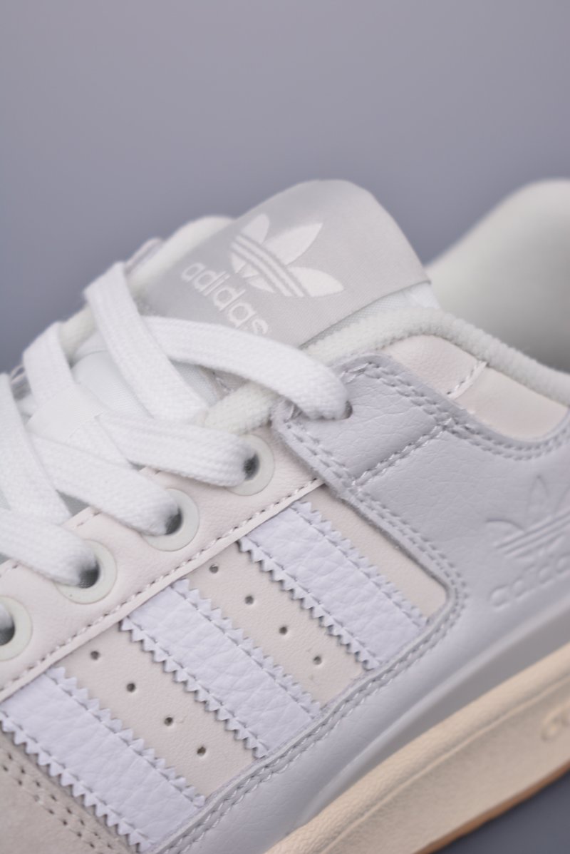 Adidas Forum 84 Low view
