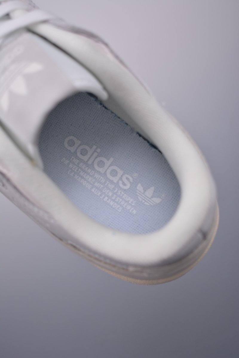 Adidas Forum 84 Low view