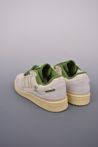 Adidas Forum 84 Low view 2