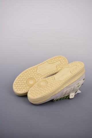 Adidas Forum 84 Low view 3