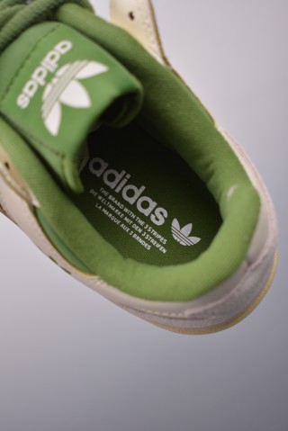 Adidas Forum 84 Low view 9