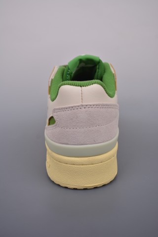 Adidas Forum 84 Low view 4