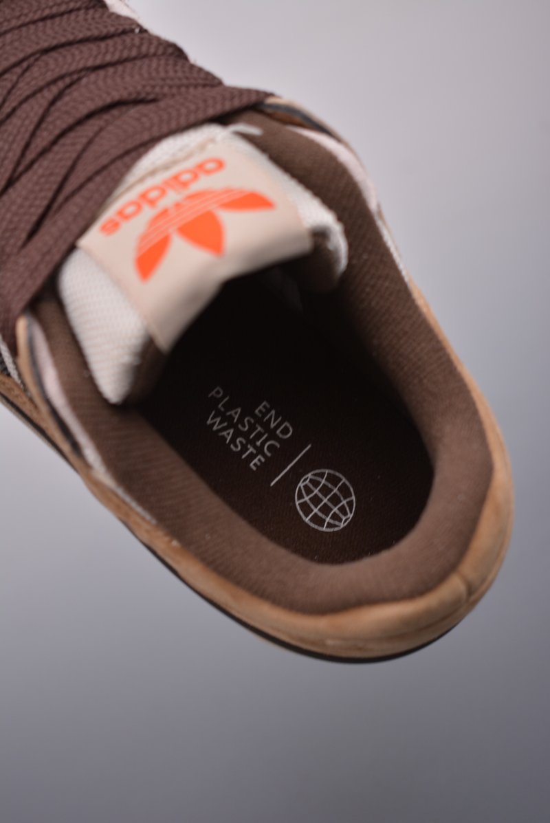 Adidas Forum 84 Low view
