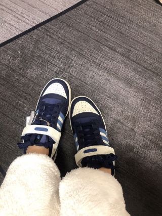Adidas Forum Low 84 view 4