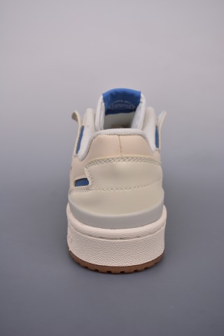 Adidas Forum 84 Low view 4