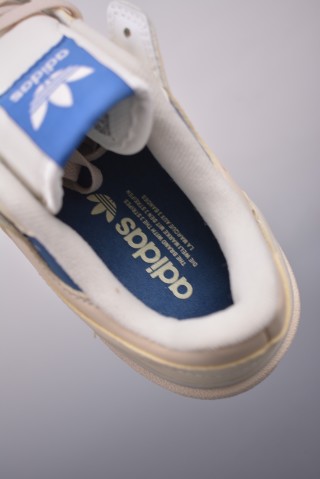 Adidas Forum 84 Low view 9
