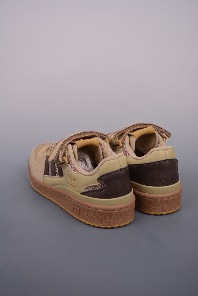 Adidas Forum 84 Low view