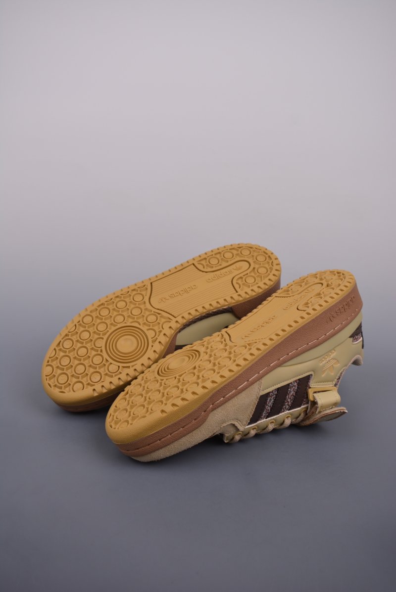 Adidas Forum 84 Low view