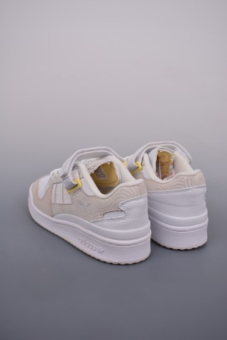 Adidas Forum 84 Low view 2