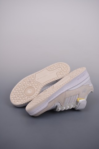 Adidas Forum 84 Low view 3
