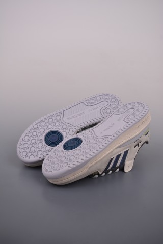 Adidas Forum Low view 3