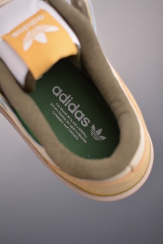 Adidas Forum Low view 9