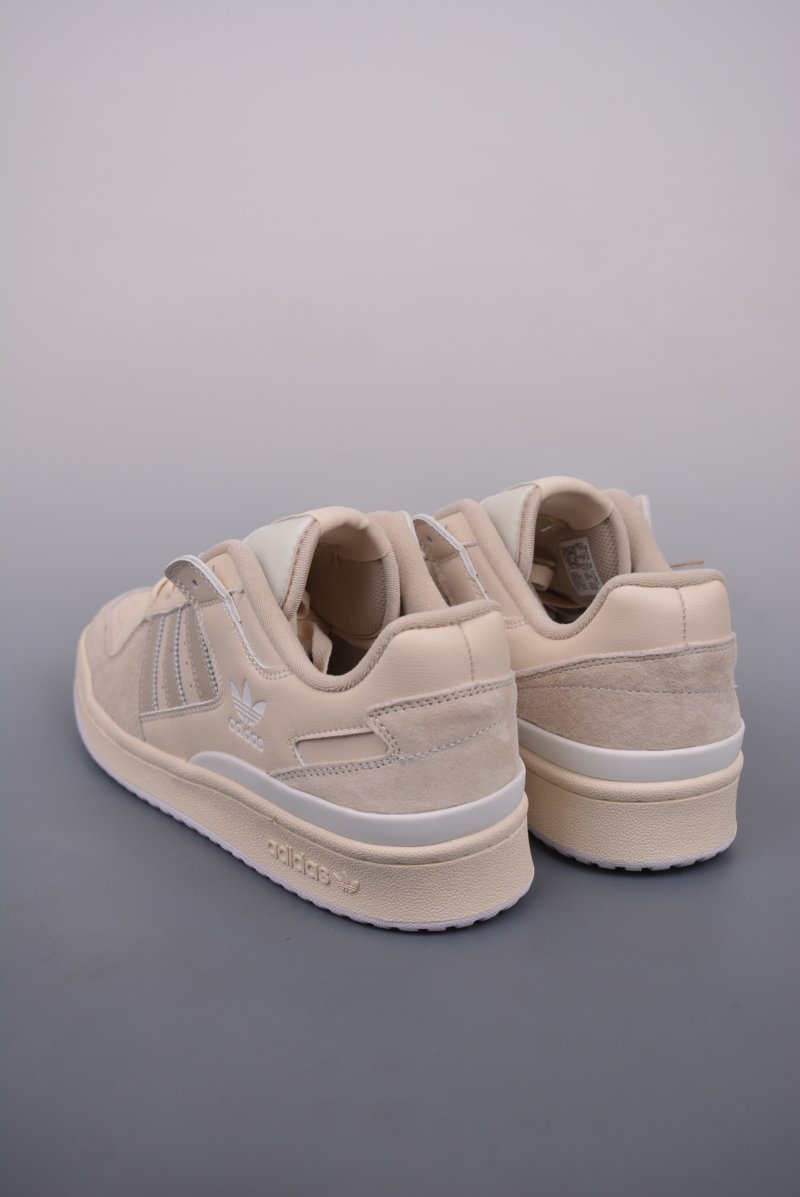 Adidas Forum 84 Low view