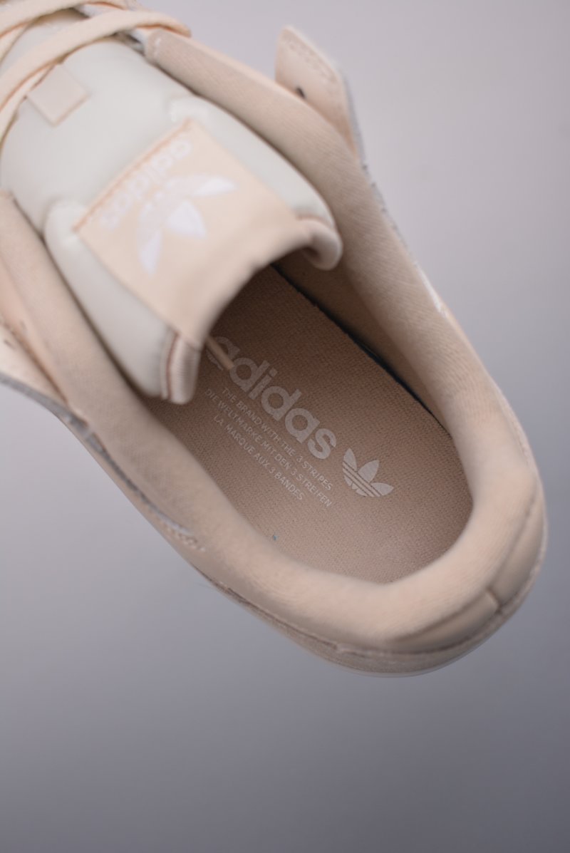 Adidas Forum 84 Low view